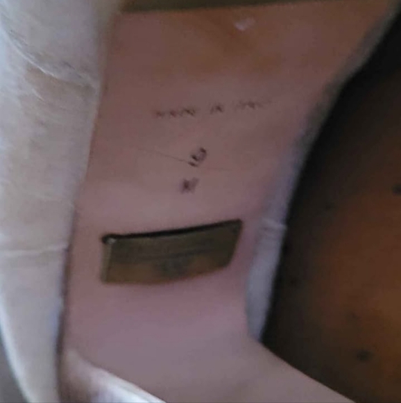 UGG Shearling Boots - Picture 5 of 5